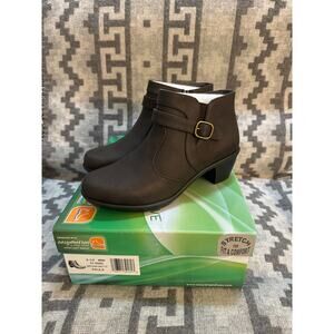 Easy Street Men's Raula Boots Size 6.5